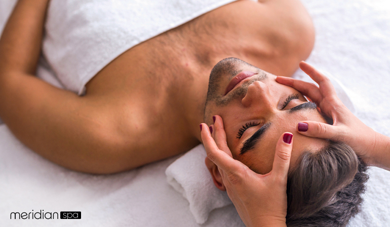 Frontal-Sinus-Massage