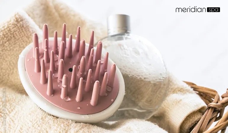 Hair brushes and massage tools